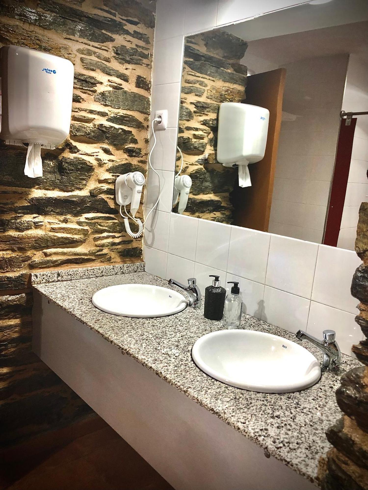 Albergue Fillobal Vilar  Phòng bức ảnh